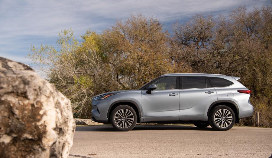  Toyota Highlander Platinum AWD 2019 года  (NA) (фото 20 из 41)